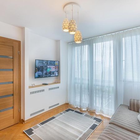 Apartment Strict Warsaw Center - Metro,Free Parking Dış mekan fotoğraf