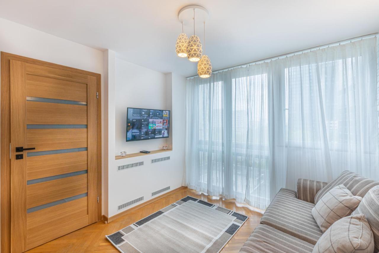 Apartment Strict Warsaw Center - Metro,Free Parking Dış mekan fotoğraf
