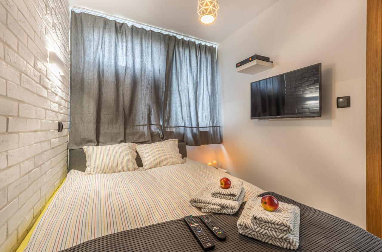Apartment Strict Warsaw Center - Metro,Free Parking Dış mekan fotoğraf